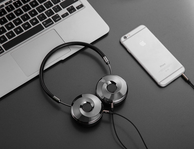 電子產(chǎn)品拍攝技巧 藍牙耳機、對講機及其他設備的專業(yè)呈現(xiàn)